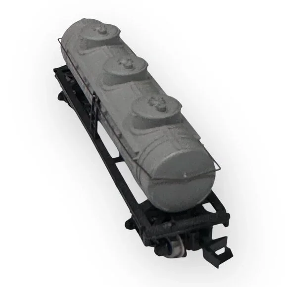 Firestone 42 Ft Three Dome Tank Car GATX30928 Bachmann N Scale Model 5428 w Box - Picture 15 of 16